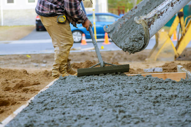 Best Driveways & Floors  in Lake Los Angeles, CA